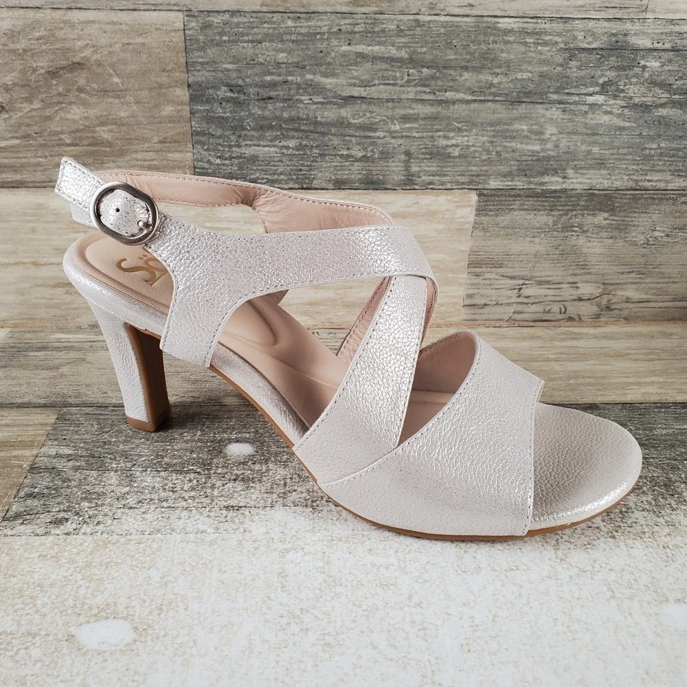 Sofft Jolene Womens Strappy Sandal Sz 8 M Champagne Metallic Leather Slingback